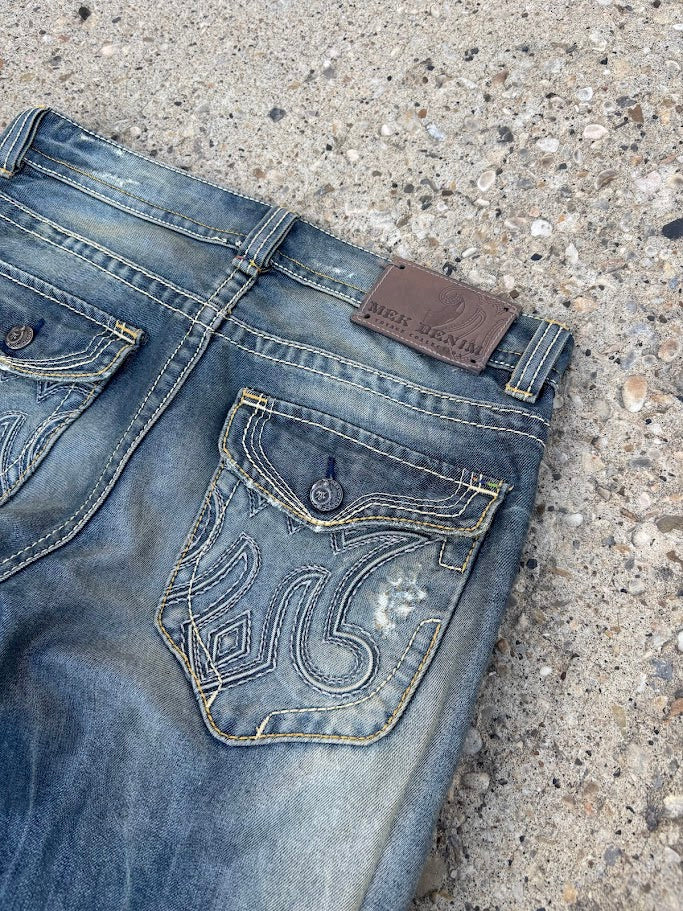 Strix Jeans